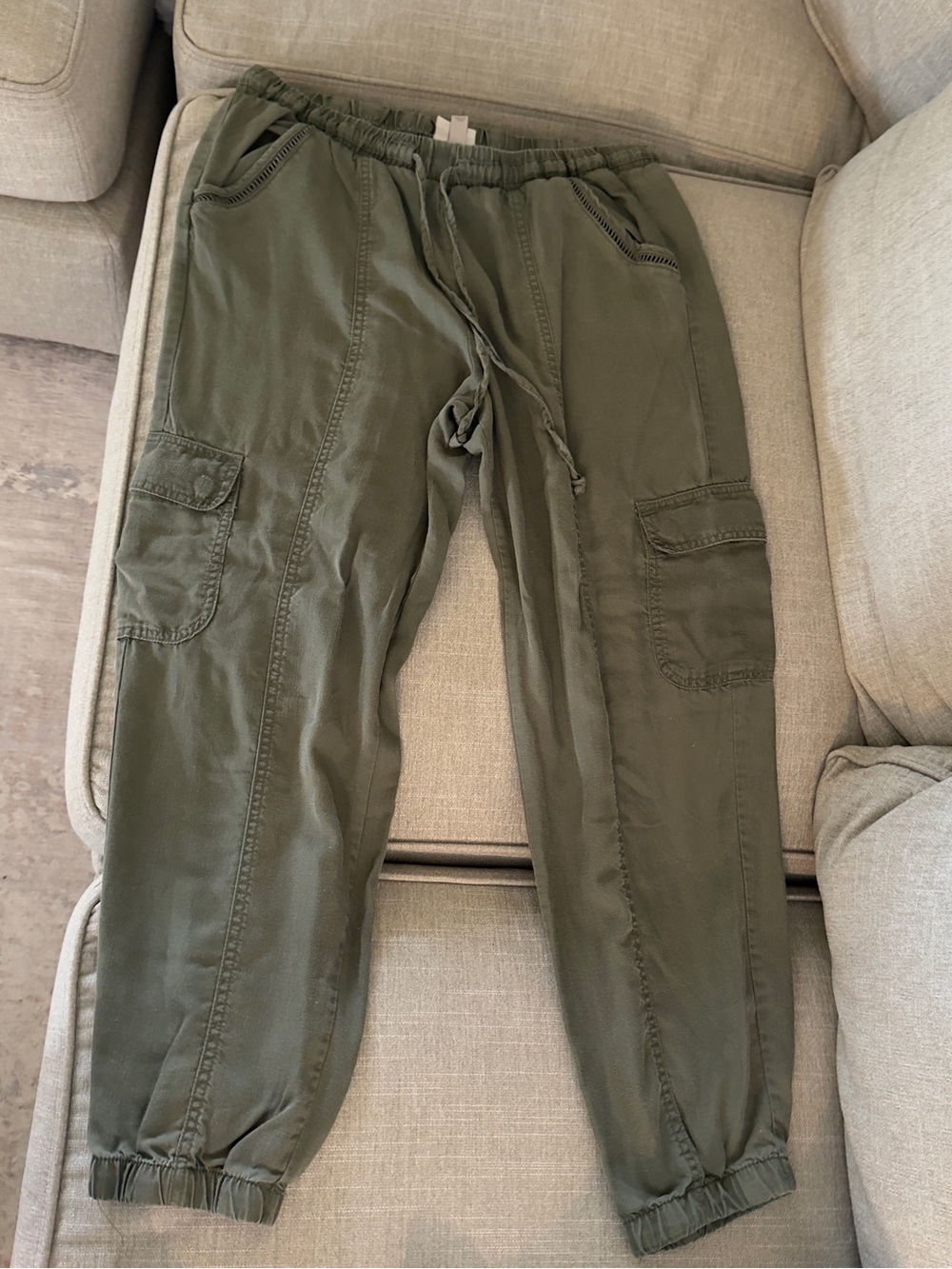 Women's Olive Cargo Jogger Pants - Drawstring Waist